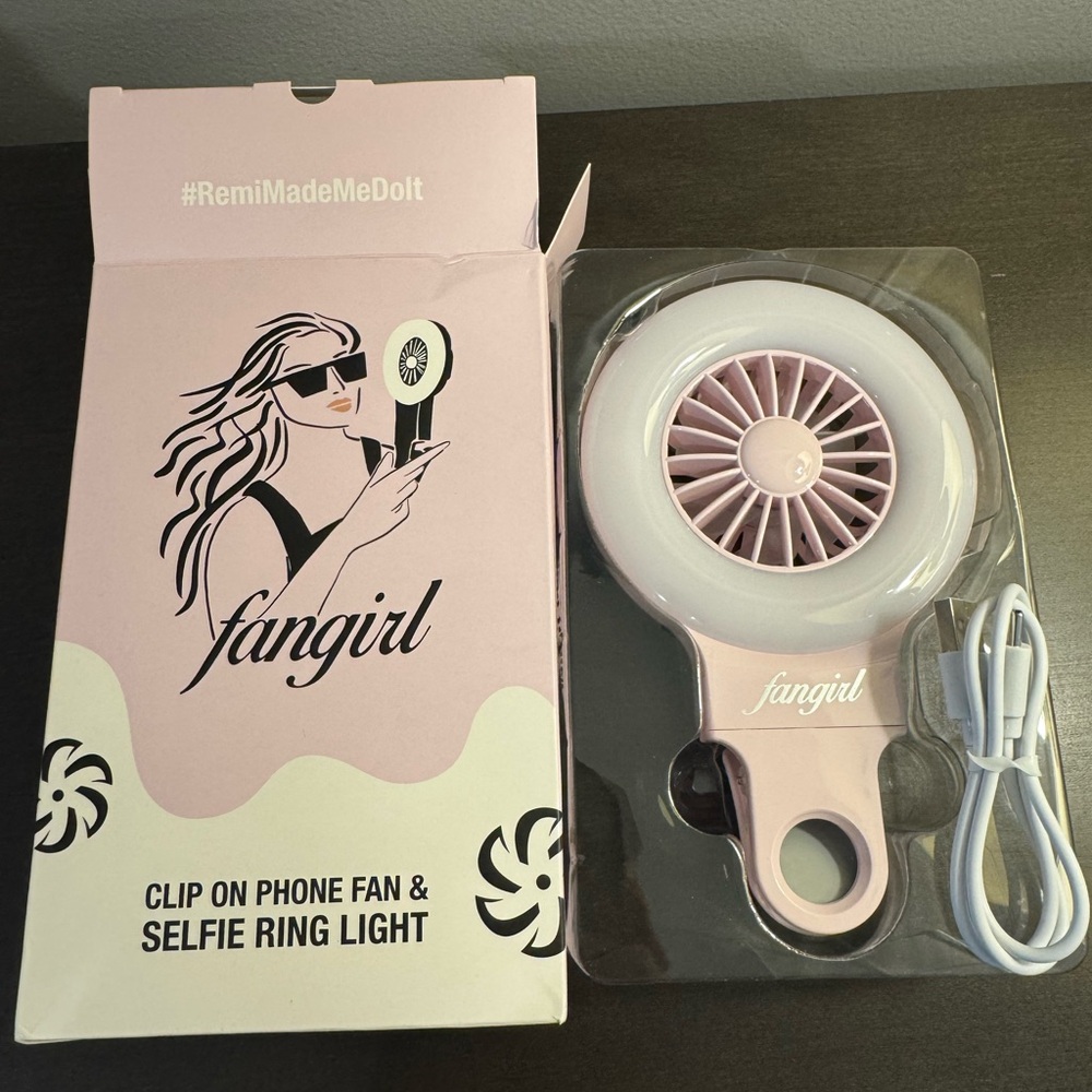 Fangirl By Remi Fan Pink 2 in 1 Clip on Phone Fan with Selfie Ring Light NIB